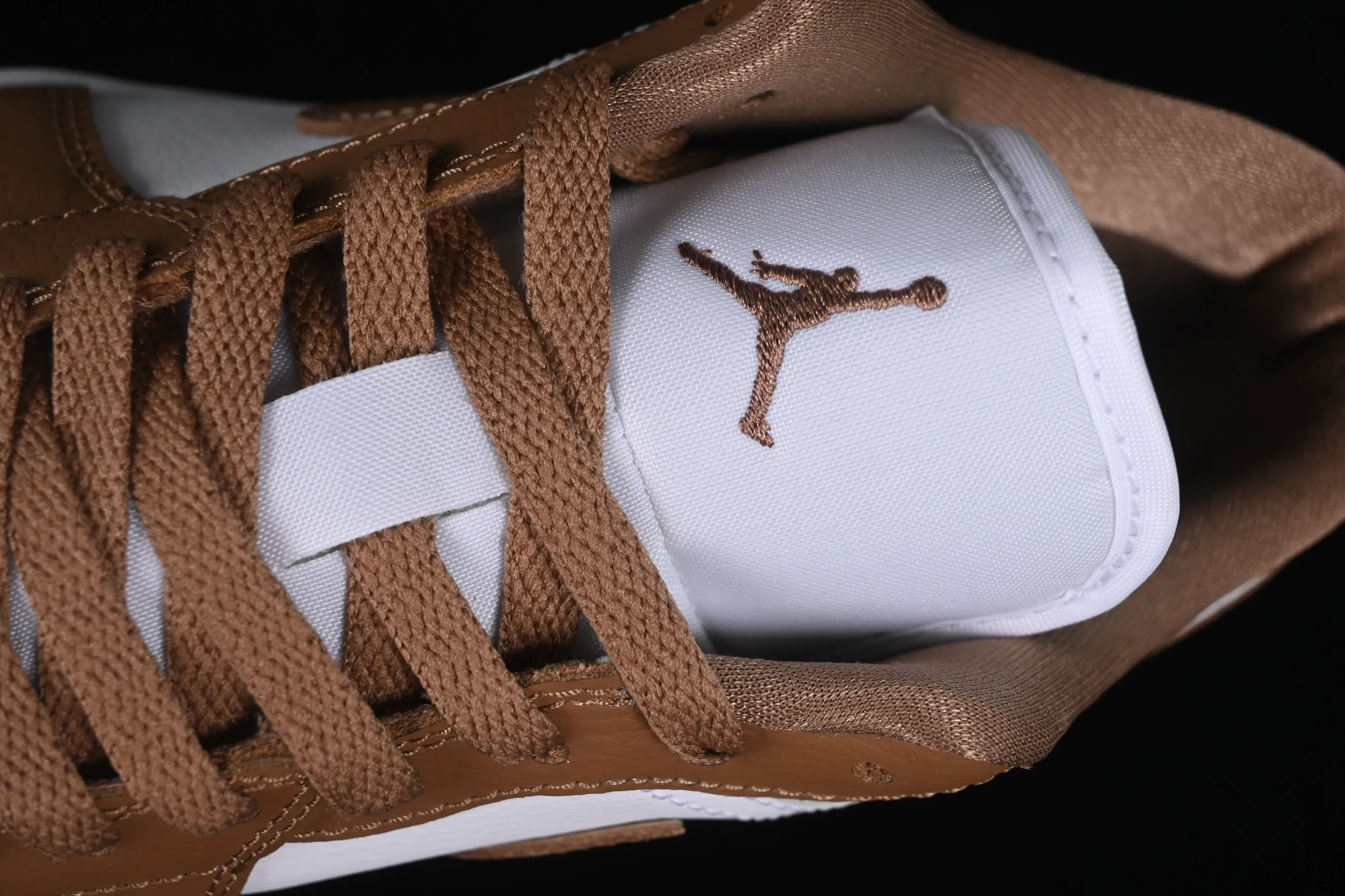 All categories Air Jordan Jordan series basketball shoes Air Jordan 1 Low G version pure original Air Jordan 1 Low AJ1 Joe 1 white brown low-top cultural casual sneakers DC0774-202